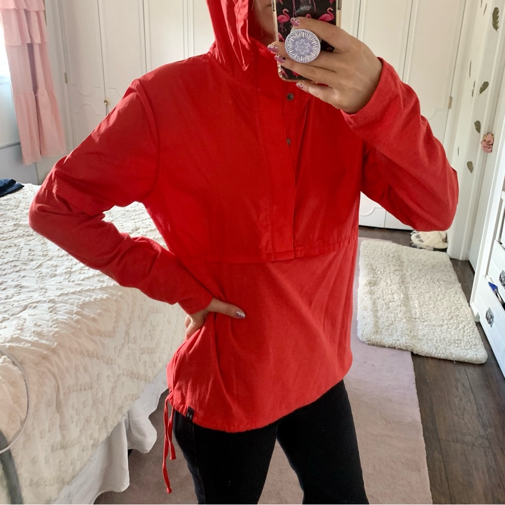 Under Armour | Red Hybrid Pullover Jacket Small